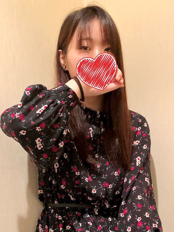 エピソード・南大阪 近藤アミナ 25歳 T：162cm　B：86(D)　W：56　H：88